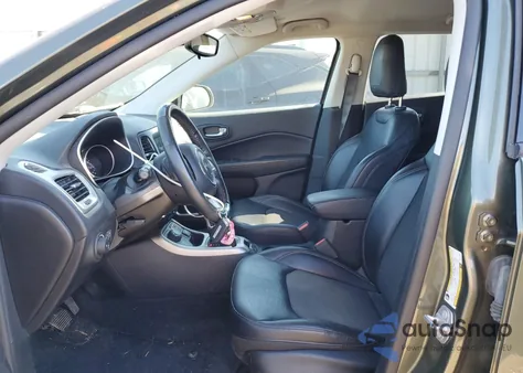 2019 Jeep Compass Latitude из США, поврежденный, VIN 3C4NJDBB4KT812545